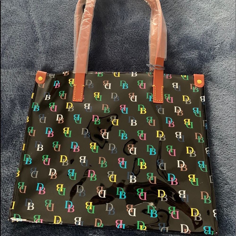 Dooney & Bourke Shopper Tote.